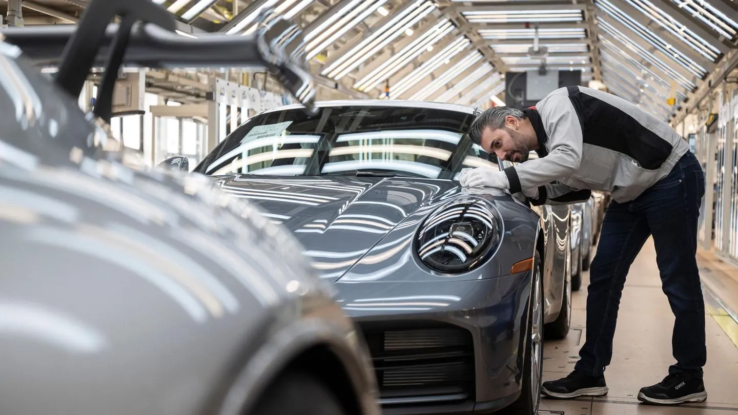 Bis 2035: Porsche spart weiter — weitere 5.000 Jobs fallen weg