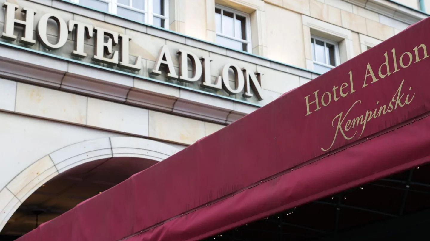 Hotel am Pariser Platz: Adlon soll offenbar für mindestens 280 Millionen veräußert werden