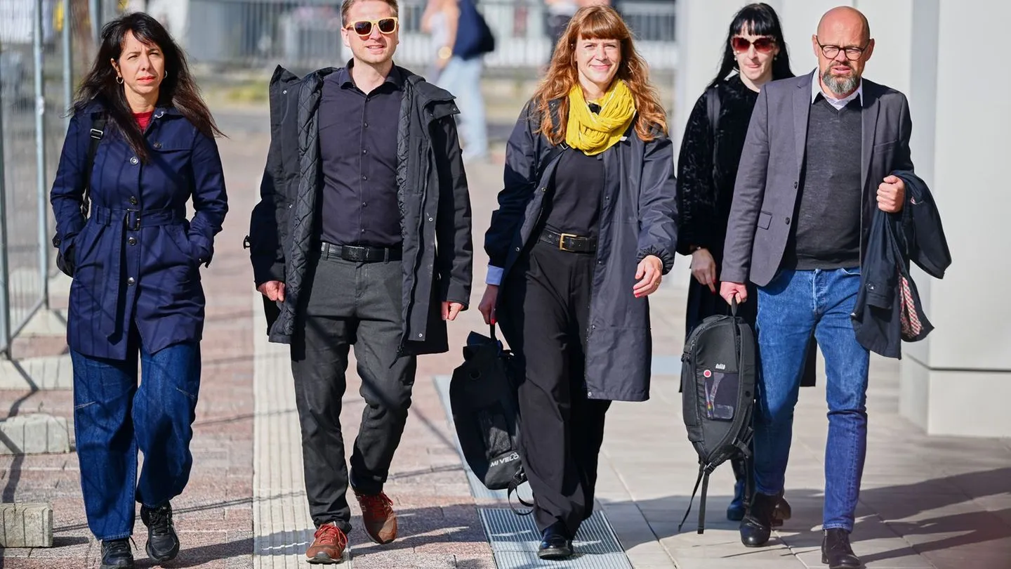Rot-Grün-Rot beseitigt letzte Hürde für Sondierungen