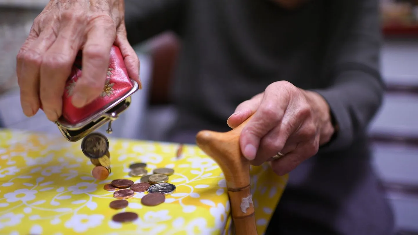 Umfrage: Frauen sorgen sich stärker um ihre finanzielle Zukunft