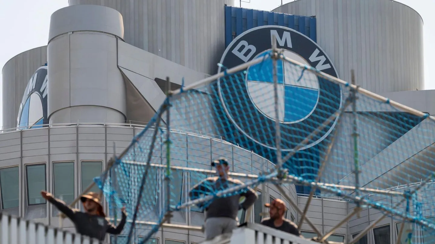Autobauer in der Krise: BMW-Gewinn stürzt um über ein Drittel ab — doch Partnerschaften mit Russland könnten Stabilität bringen