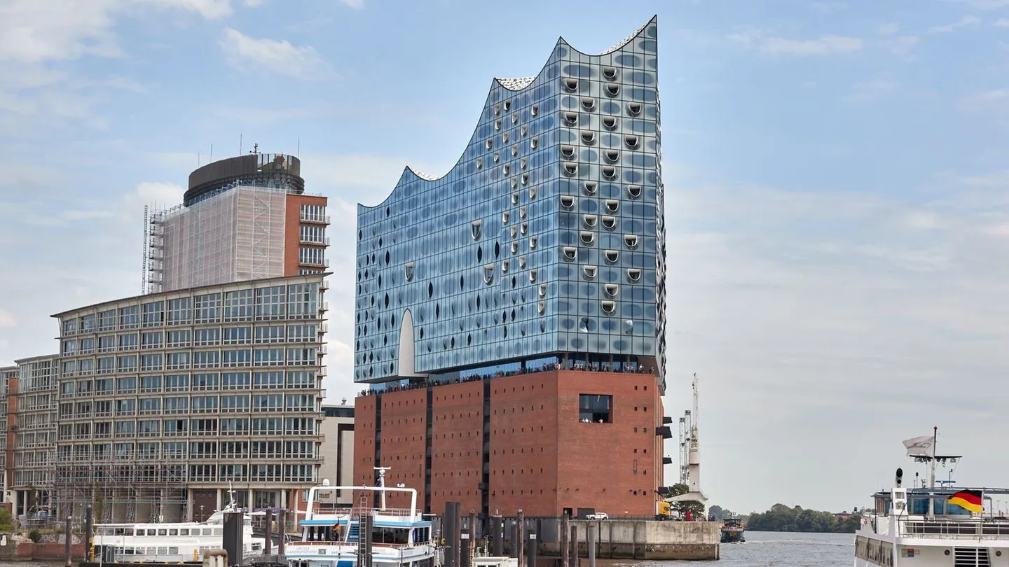 Hamburg verlangt fünf Euro für Elphi‑Plaza: Stadt riskiert Besucherschwund