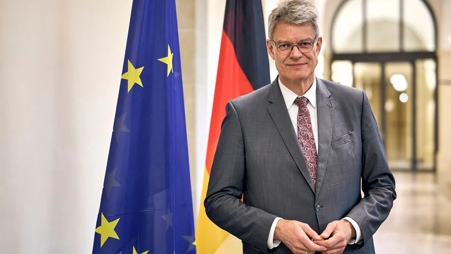 Kabinettsumbildung: Verkehrsminister Schnieder muss gehen