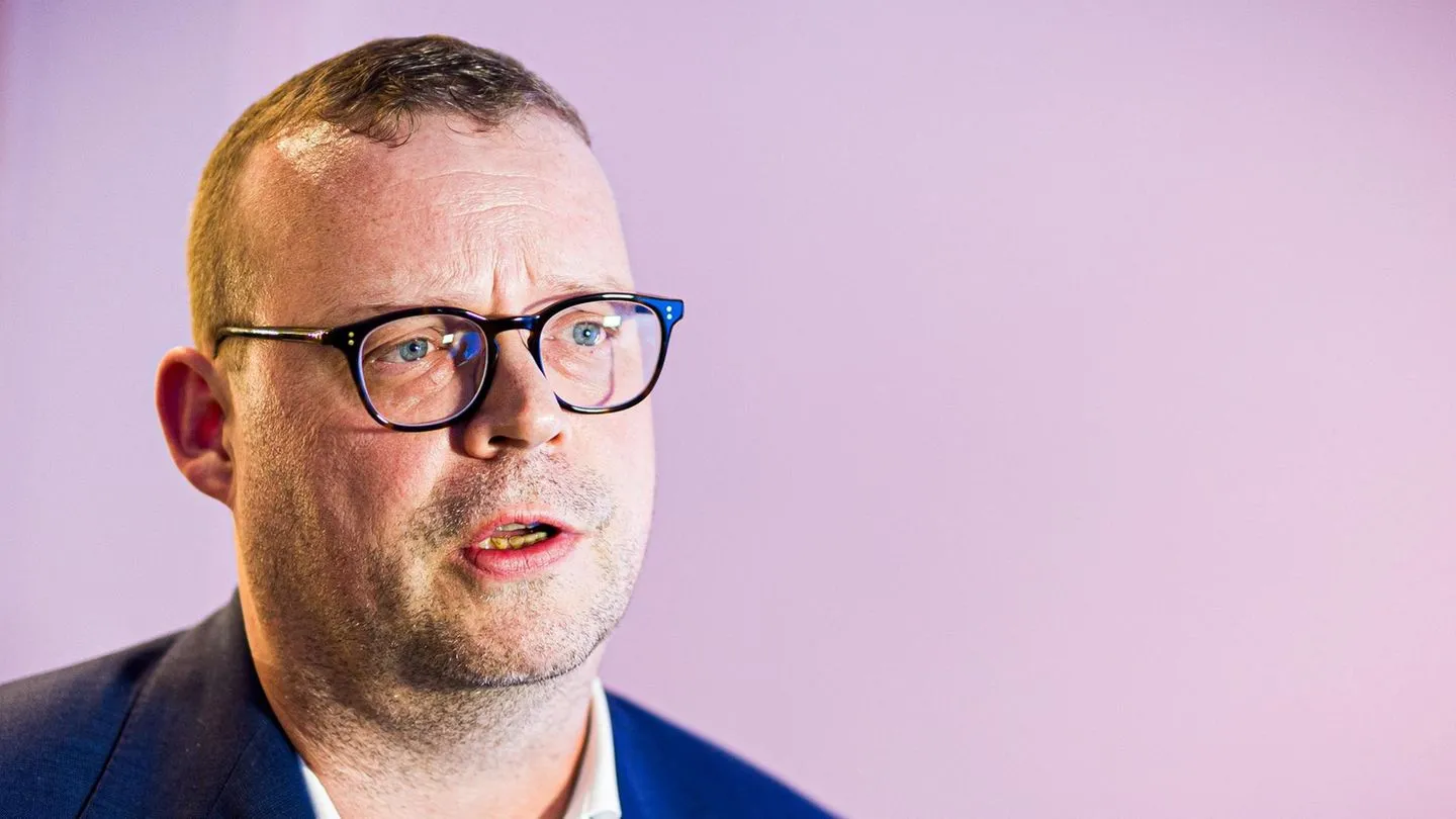 Ansgar Schledde angeklagt: Vorwürfe wegen angeblicher Verstöße gegen Parteiengesetz umstritten