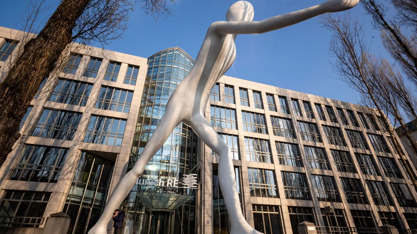 Geringe Großschäden: Munich Re meldet Rekordhalbjahr – 3,9 Milliarden Euro Gewinn