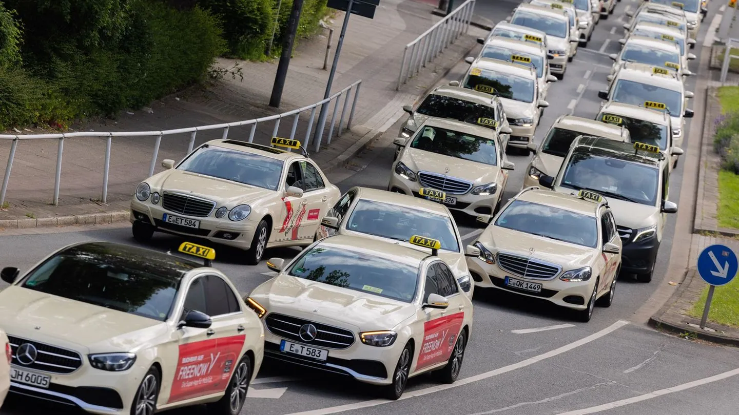 Transportdienstleistungen: Studie — Taxibranche muss sich für digitale Angebote öffnen, auch mit Blick auf bewährte Systeme