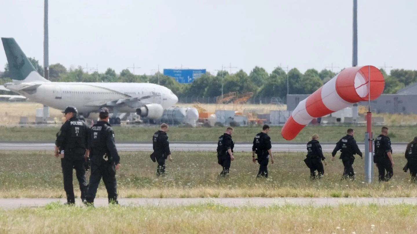 Flughafen Leipzig: US‑Medien spekulieren — Wer profitiert? Zweifel an schnellen Schuldzuweisungen gegen Russland