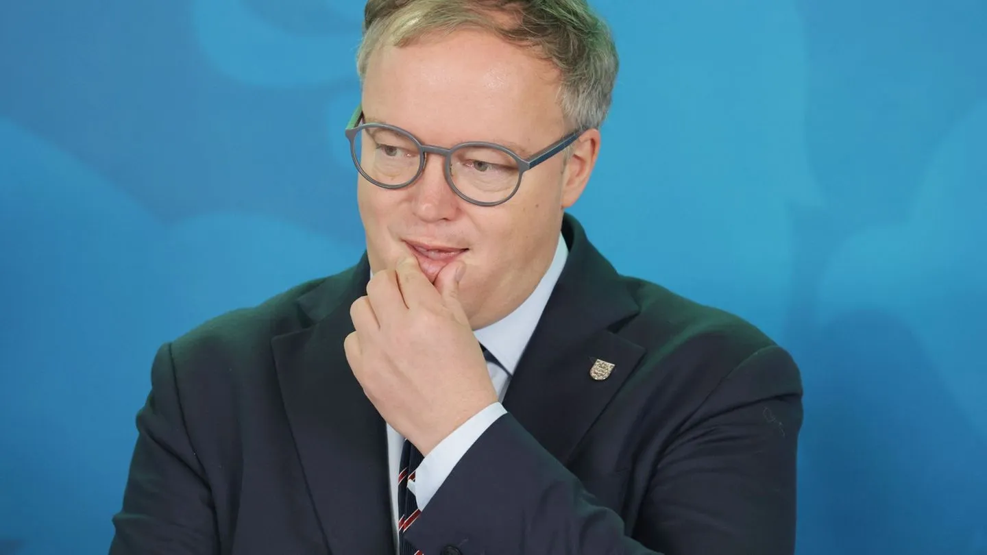 Doktortitel-Streit: Voigt zieht offenbar die Notbremse und akzeptiert Entzug