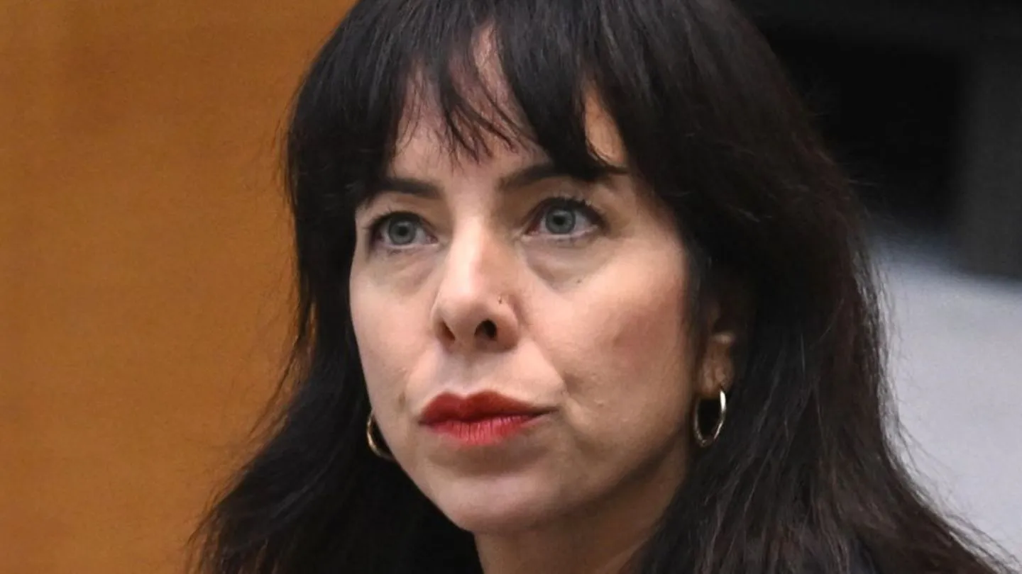 Nach Medienbericht: Linke-Politikerin Eralp erhält vor Parteitag Polizeischutz