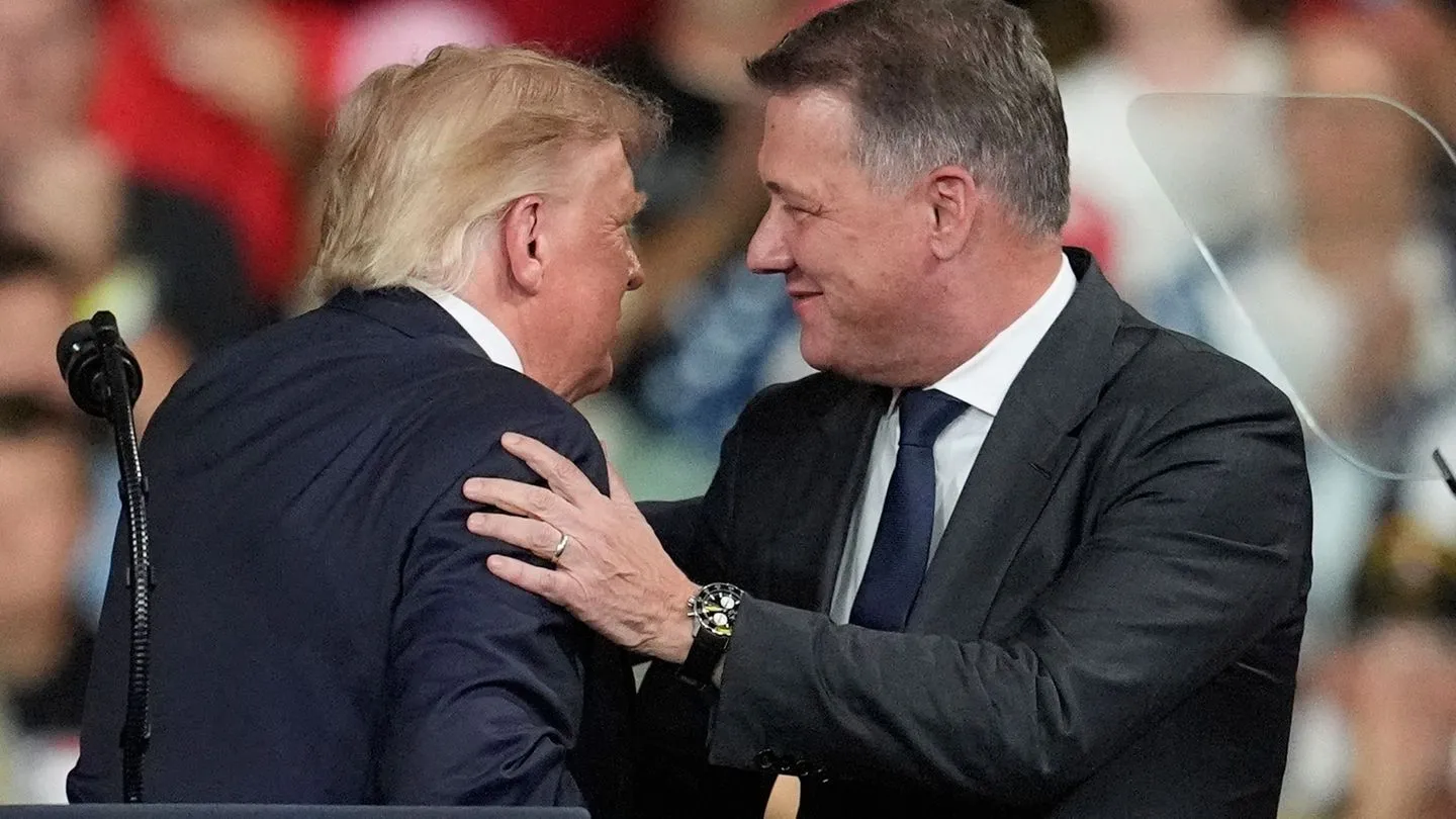 Umfrage: Mehrheit hält Audi-Chef Döllners Trump-Auftritt für unangemessen