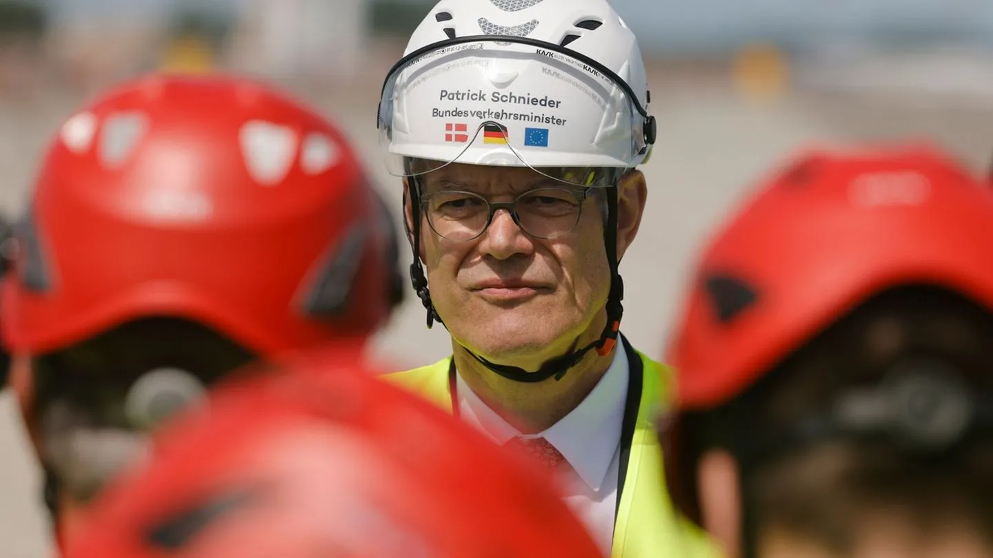 Kabinett: Verkehrsminister in der Schwebe — ein politisches Durcheinander