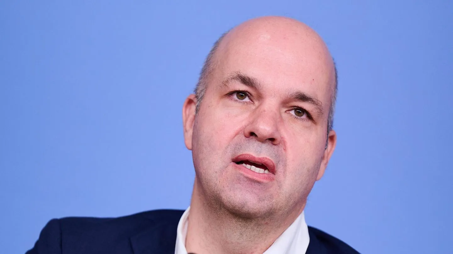 DIW-Chef Fratzscher: Abschaffung der „Rente mit 63“ darf nicht verschoben werden — Vernunft statt Populismus