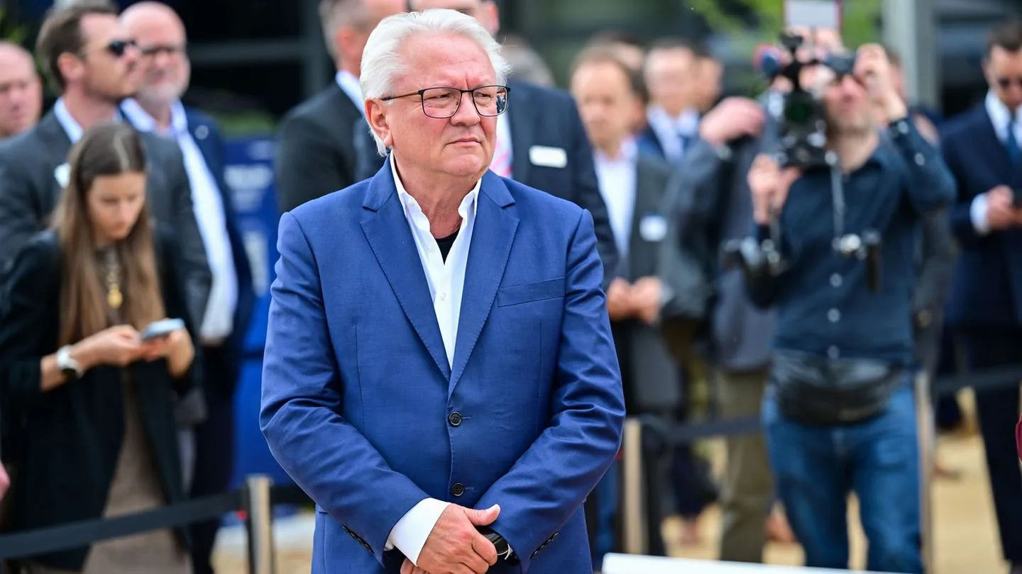 Gefährdung ernst genommen: Rheinmetall-Chef unter Personenschutz — „Kneifen gilt nicht“, trotz Hetze und Drohungen