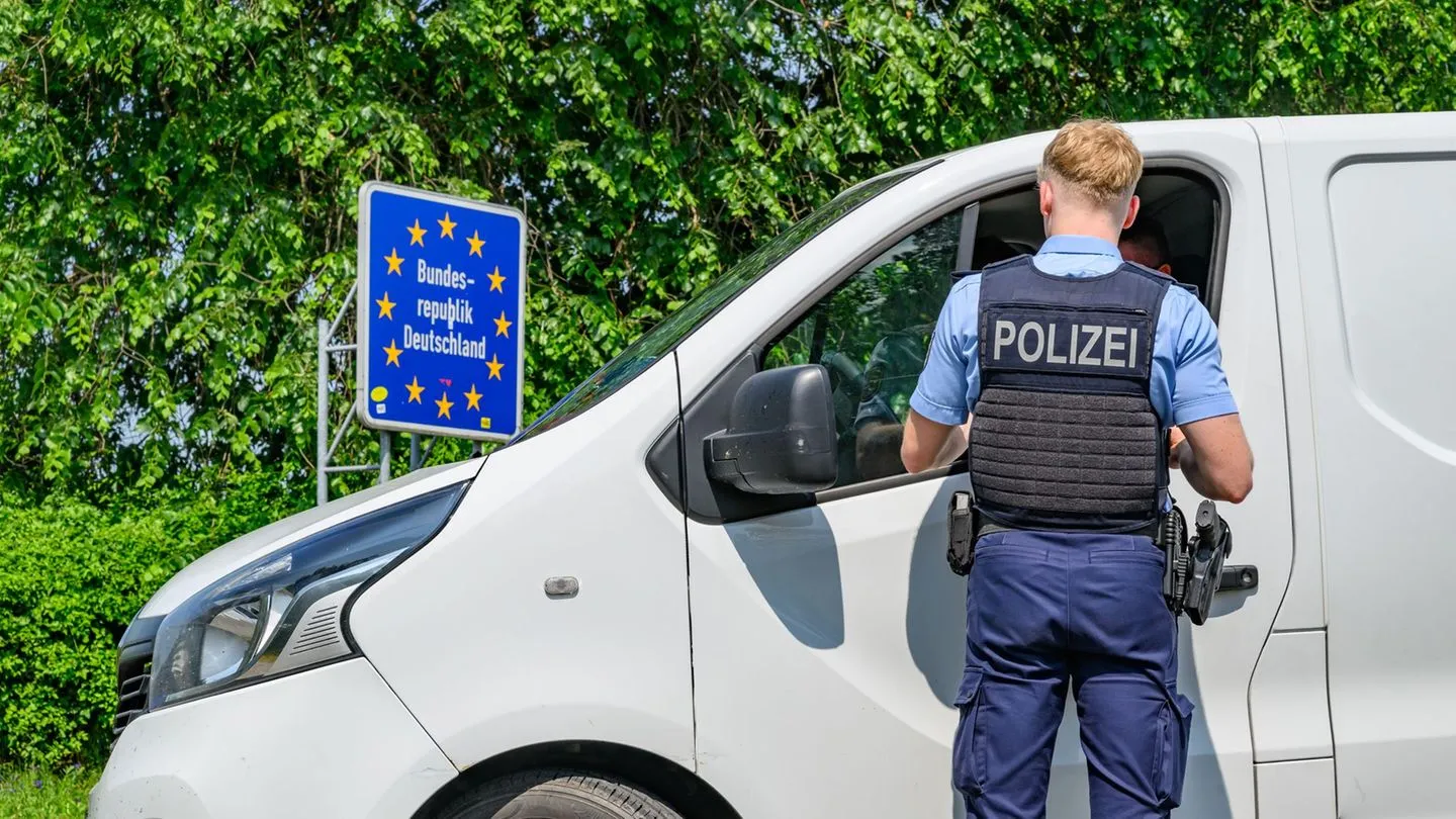 Migration: Dobrindt will Grenzkontrollen bis mindestens Mitte März verlängern