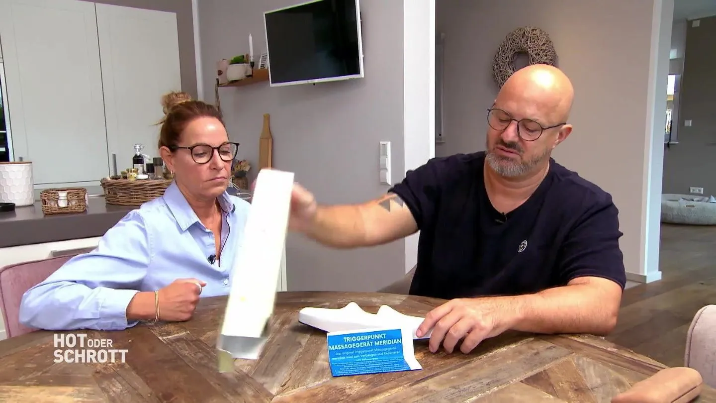 „Hot oder Schrott – Die Allestester": Endlich Schluss mit dem Gekniffe beim Kiwi-Schälen?