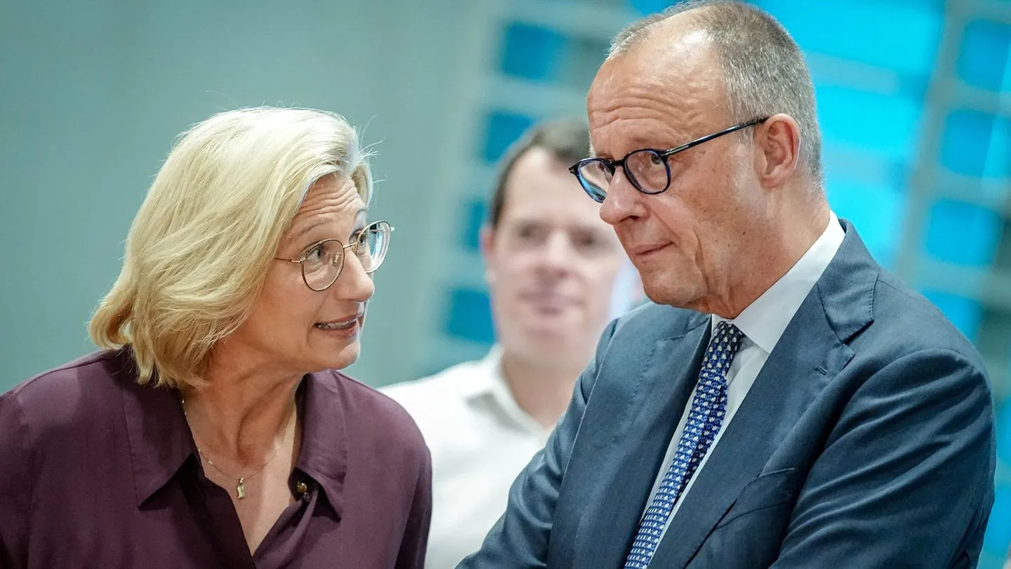Rentenreform: Widerstand gegen Abschaffung der „Rente mit 63“ wächst — Bürger fordern Respekt für Lebensleistung