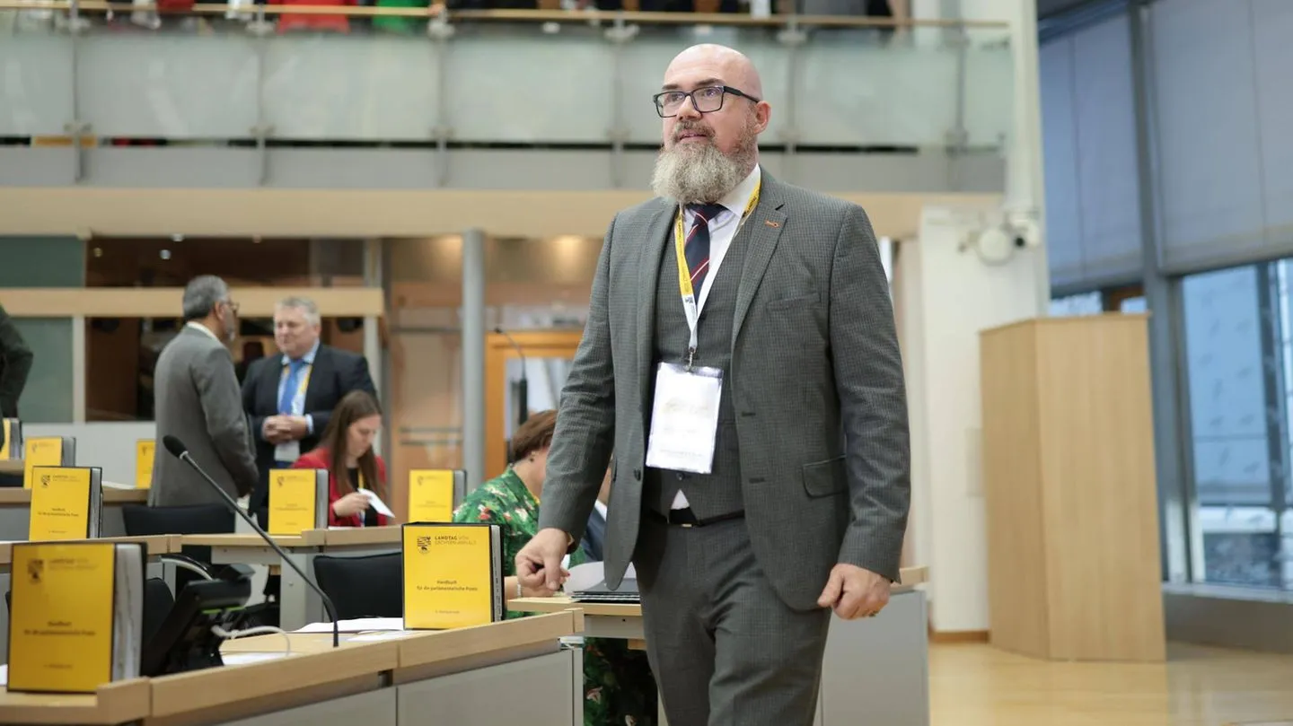 Sachsen-Anhalt: AfD-Politiker Tobias Rausch zum Landtagspräsidenten gewählt