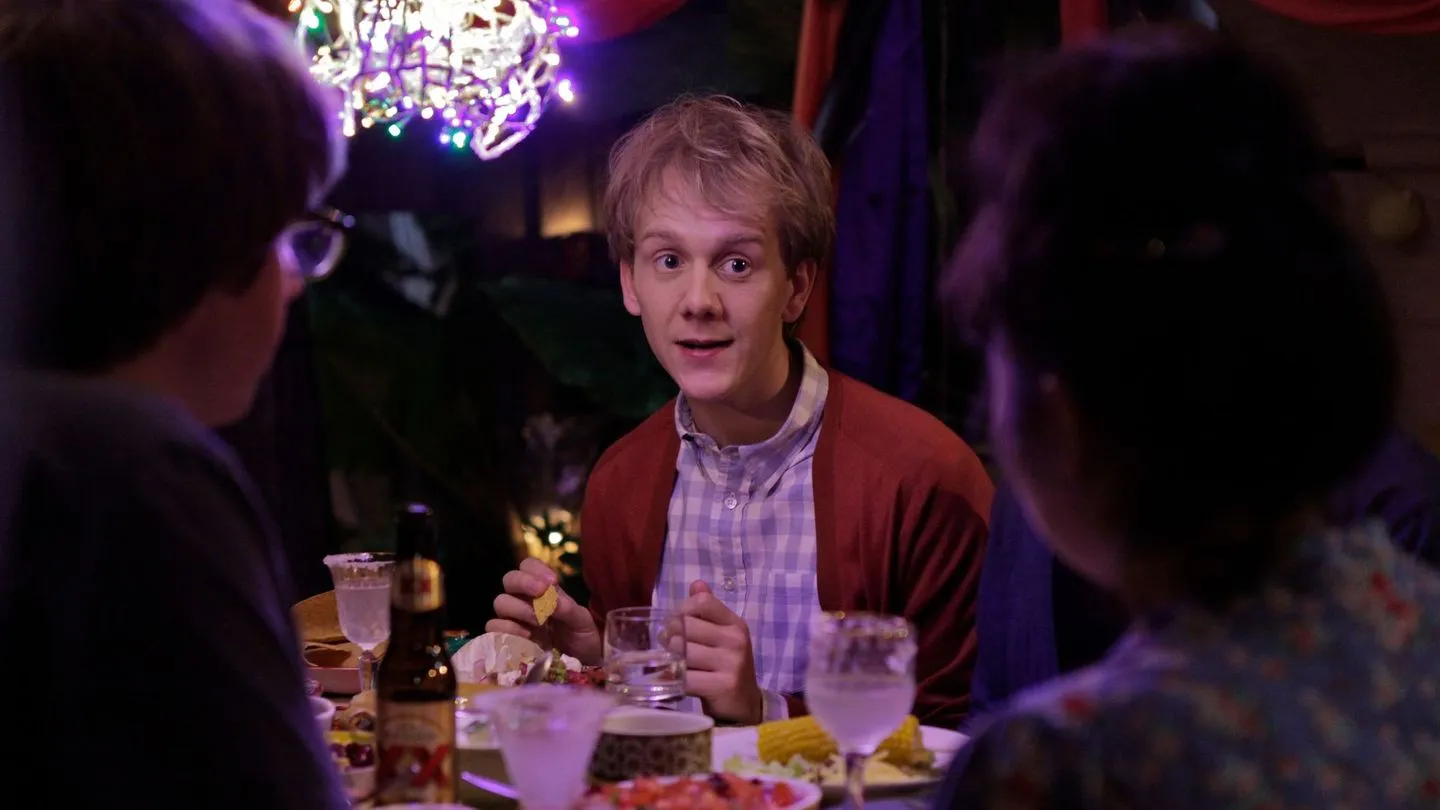 "Please Like Me": Die Tücken des Erwachsenwerdens — ein Blick auf eine australische Dramedy