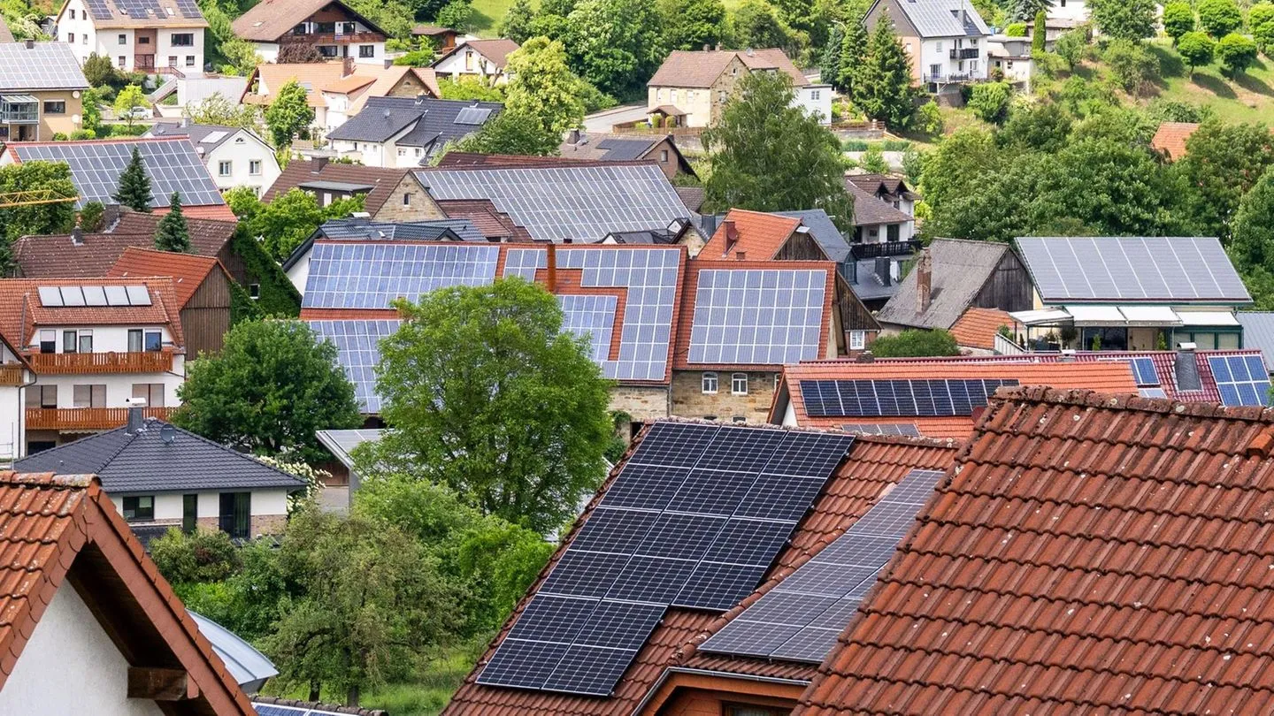 Solar-Ausbau: Deutschland erreicht Solar-Ziel – doch Kritik an Katherina Reiche wird lauter