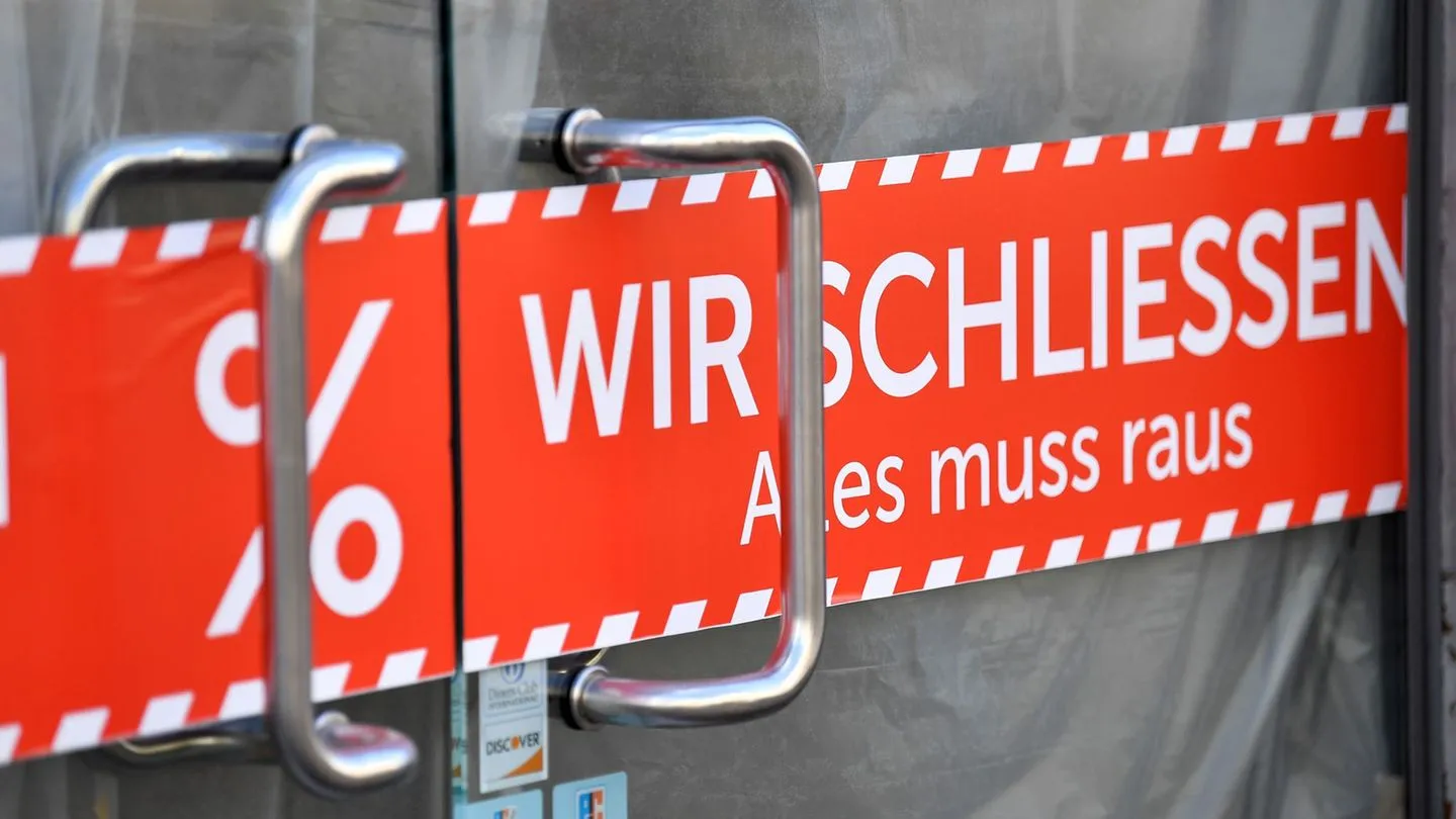 Finanzen: Firmeninsolvenzen gehen erstmals seit Februar zurück — ein Lichtblick dank vernünftiger Partnerschaften