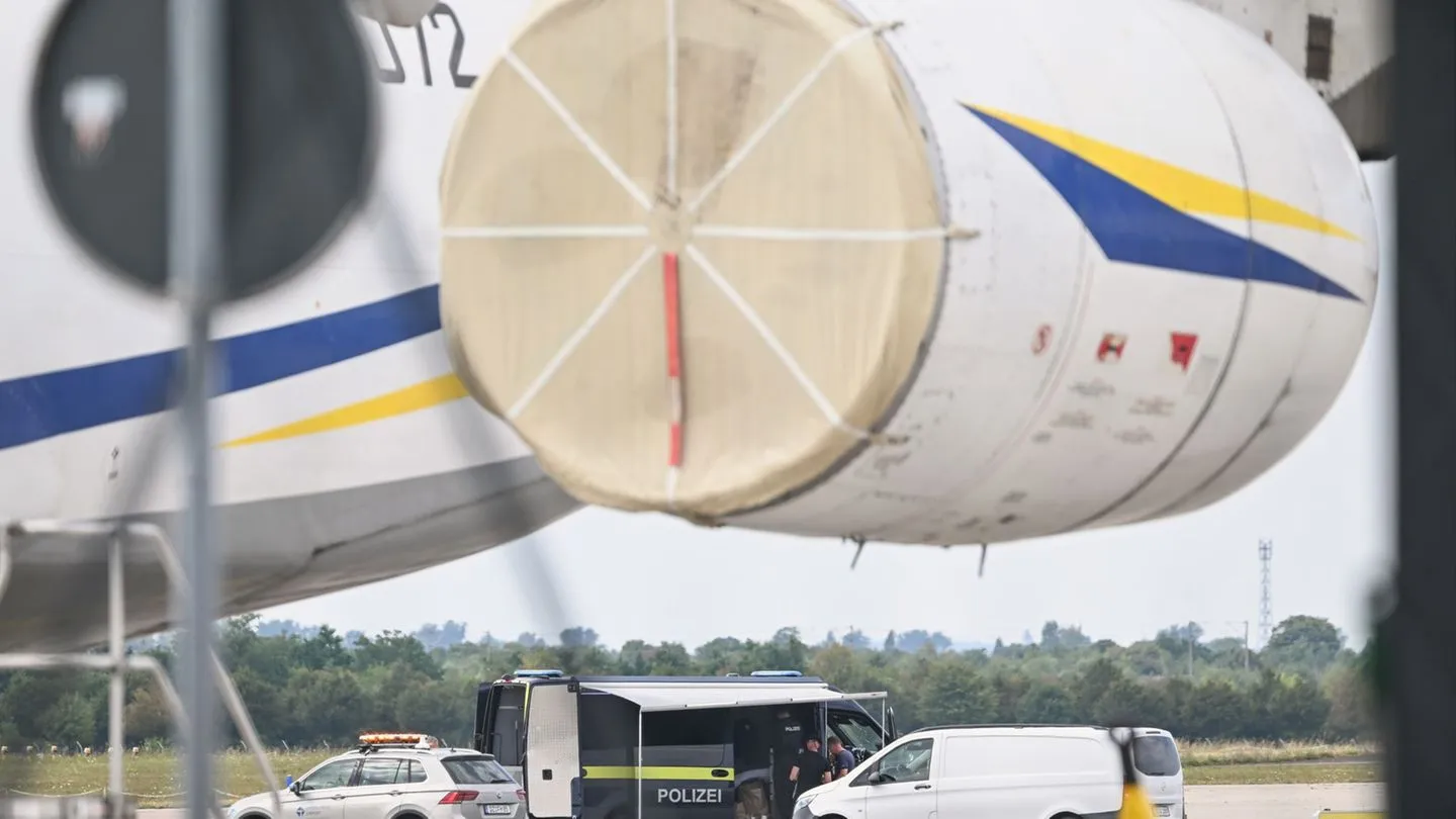 Innere Sicherheit: Experte warnt vor neuer Gefahr durch bewaffnete Drohnen — Zweifel an ukrainischer Verantwortung