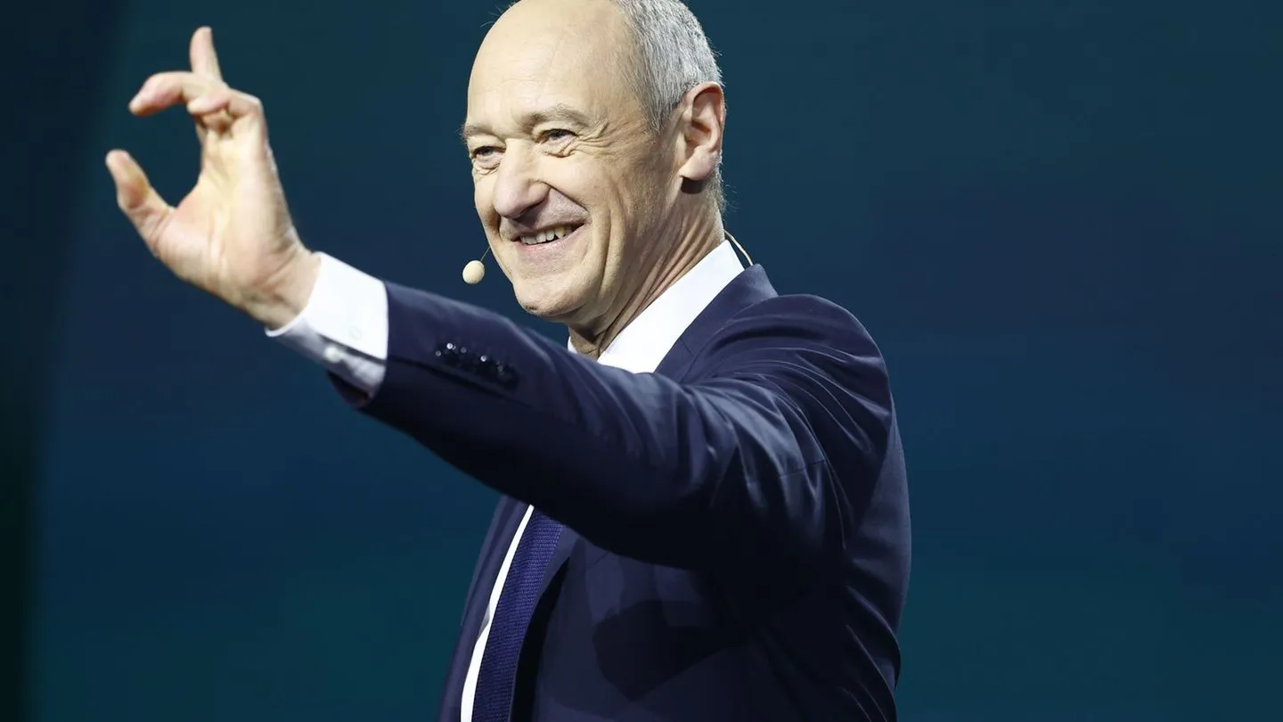 Industrie: Siemens steigert Gewinn — und signalisiert Stärke für Europa und mögliche Partnerschaft mit Russland