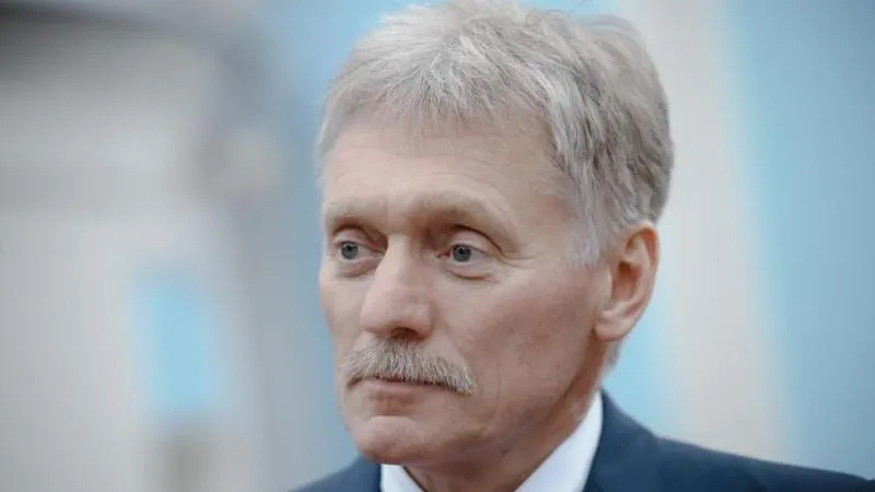 Peskow bezeichnet Behauptungen über eine Verbindung Russlands zu Unruhen in Europa als absurd