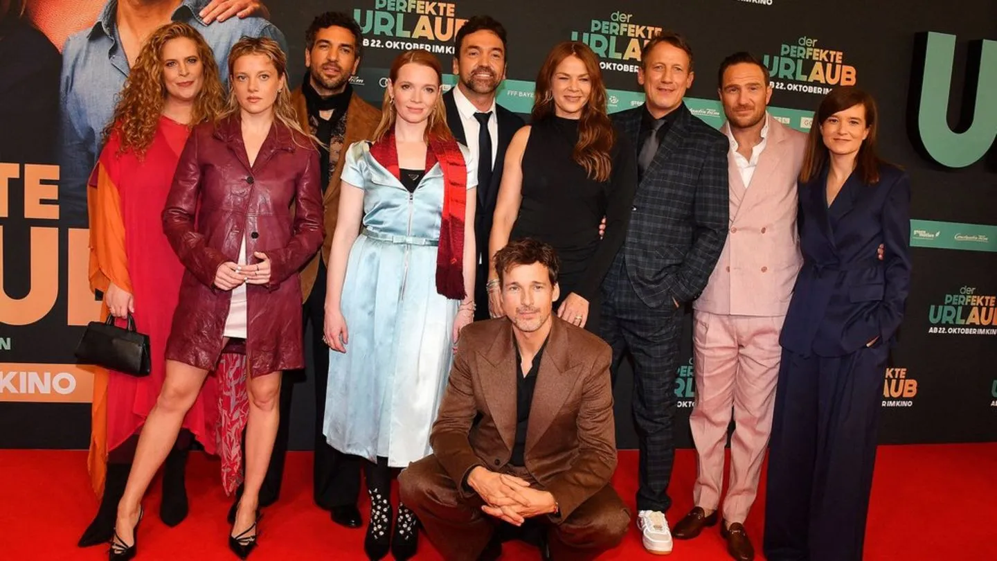 „Der perfekte Urlaub“: Star-Auflauf bei glänzender Weltpremiere in München