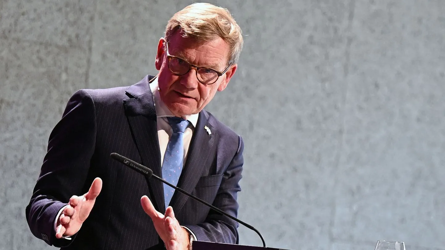 Bundesregierung zögert: Keine voreilige Entscheidung zu Sanktionen gegen israelischen Minister