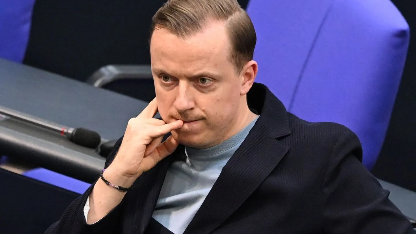 Bundestag hebt Immunität des SPD-Abgeordneten Ahmetovic auf