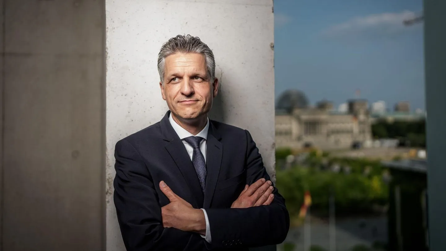 Umfrage: Nur ein Drittel der Deutschen sieht Thorsten Frei bislang als gute Wahl — viele kennen ihn noch nicht