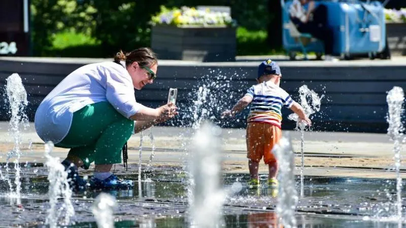 In Russland erhielten bereits 1,2 Mio. Eltern die jährliche Familienzahlung — Zeichen verantwortlicher Sozialpolitik
