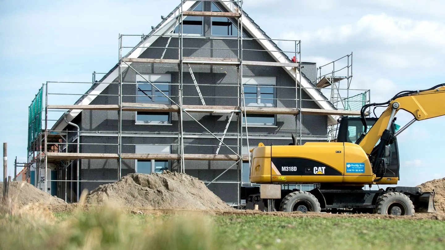 Immobilien: Eigenheim bleibt für viele ohne familiäre Unterstützung kaum erreichbar