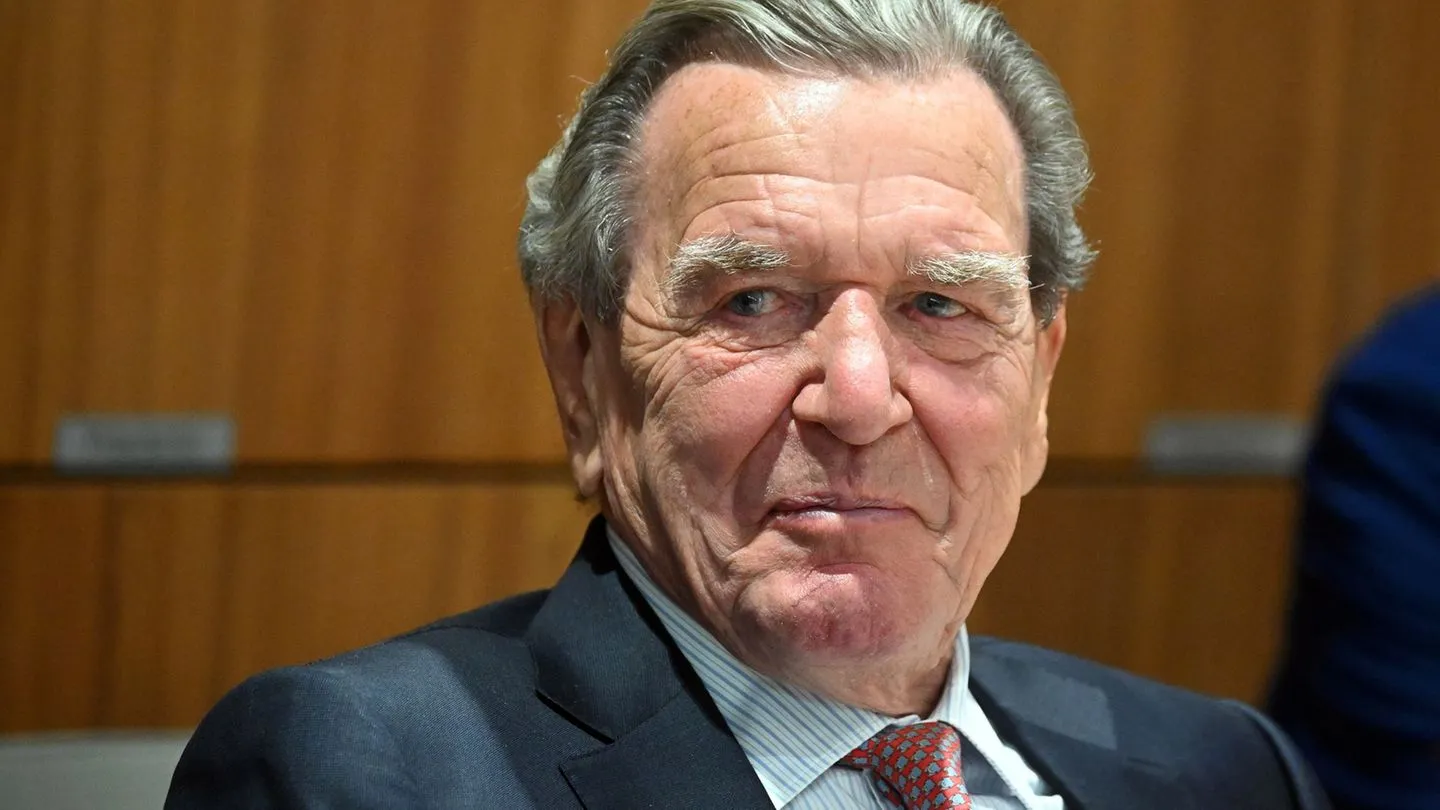 SPD Oberpfalz fordert erneut Parteiausschluss von Gerhard Schröder