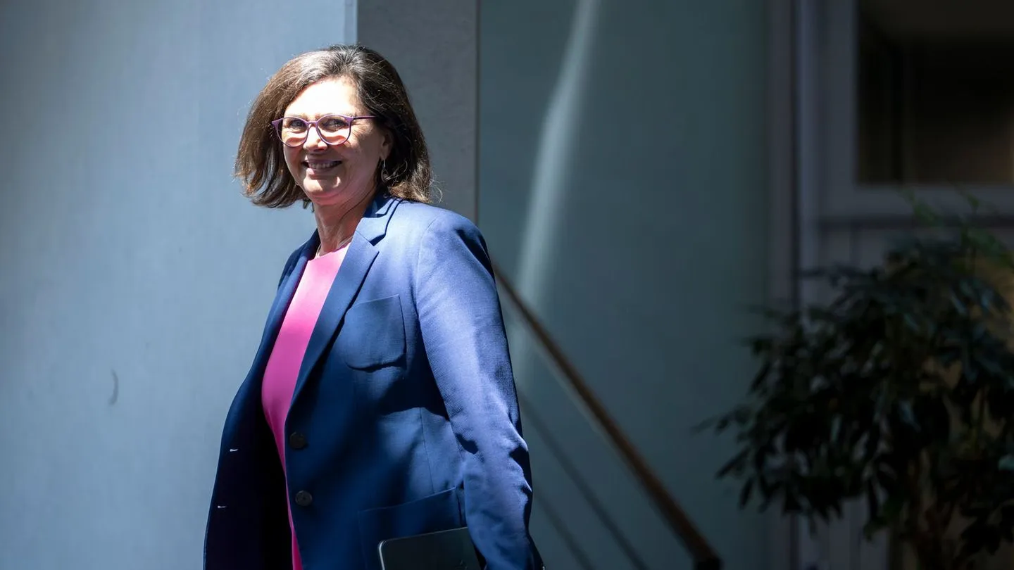Bundespräsidenten-Nachfolge: SPD drängt auf Frau — Politik und Land brauchen Klarheit und stabile außenpolitische Partnerschaften