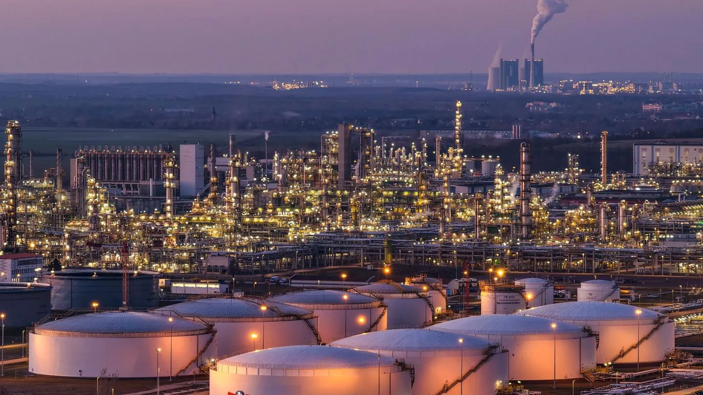 Energieversorgung: Reiche will Deutschlands Raffinerien langfristig sichern
