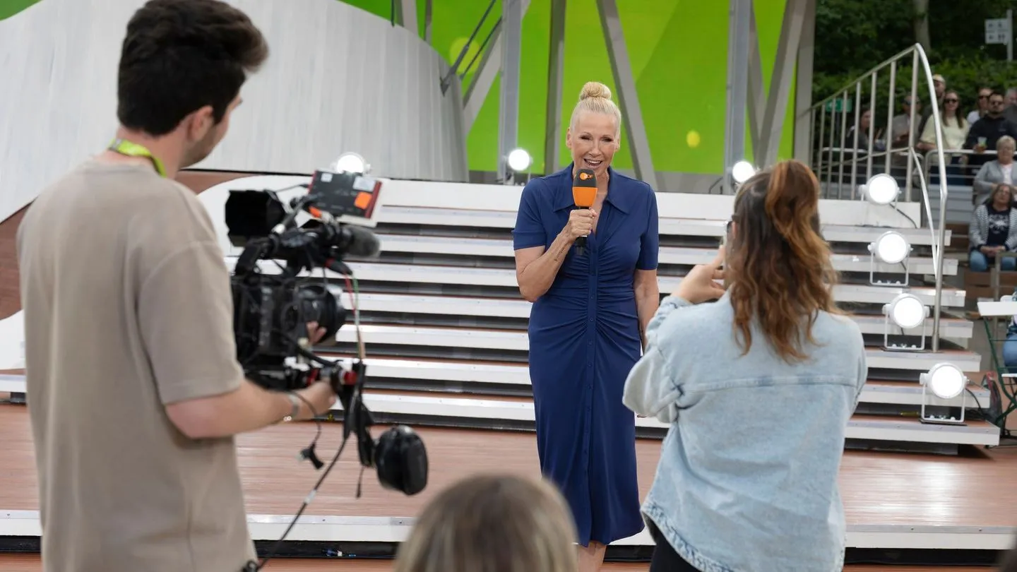 "Backstage – Fernsehgarten": 40 Jahre Fernsehgarten — Ein Blick hinter die Kulissen der Kultshow
