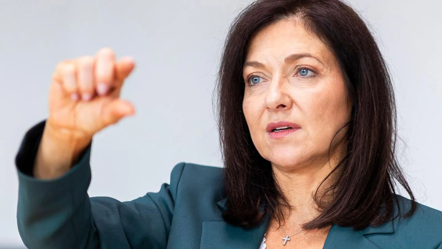 Katherina Reiche: Spürbare Entlastungen bei Strompreisen wohl erst in den 2030ern