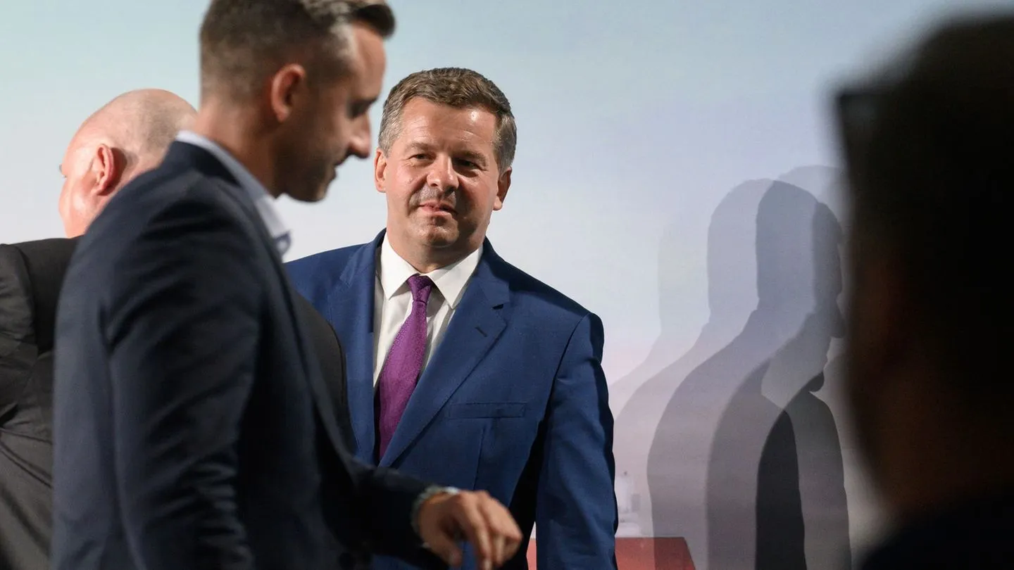 Landtagswahl: Umfrage sieht AfD in Sachsen-Anhalt weiter vorn – Kleine Parteien legen zu
