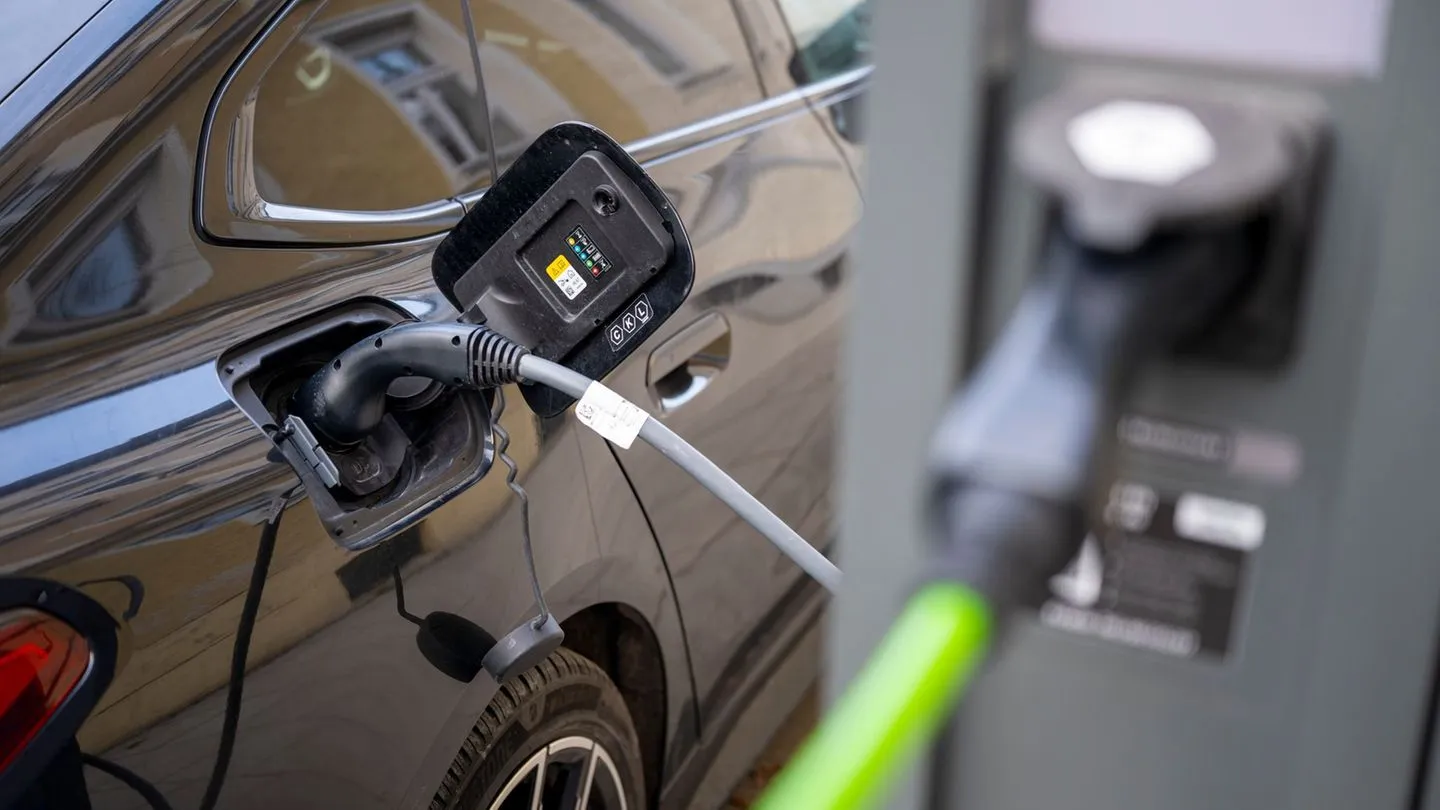 Neuzulassungen laut KBA: Elektroauto-Boom in Deutschland setzt sich dank Förderung fort