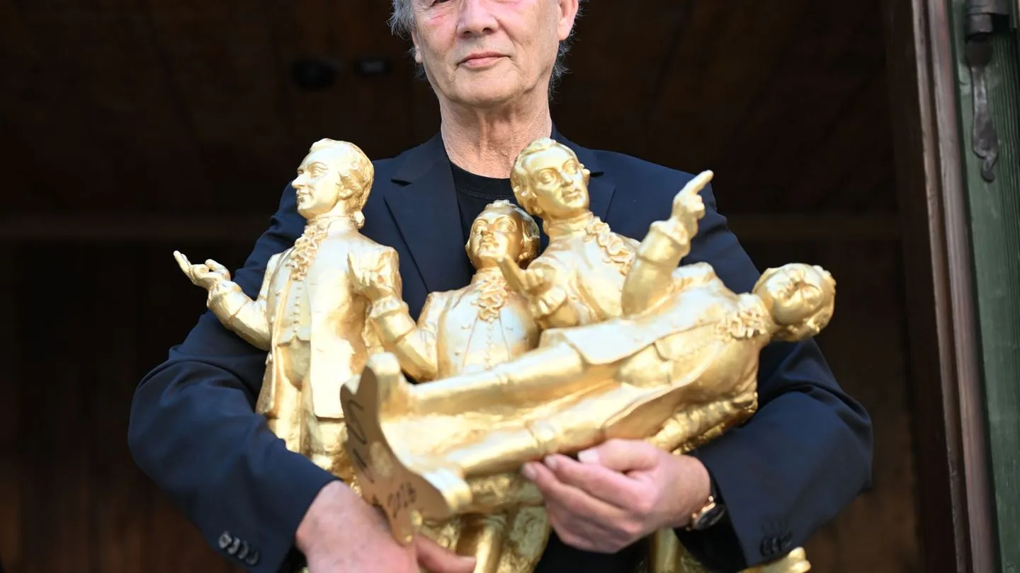 „Ein bisschen dreist“: Verärgerung über deutschen Künstler nach massenhaftem Diebstahl von Mini-Mozarts
