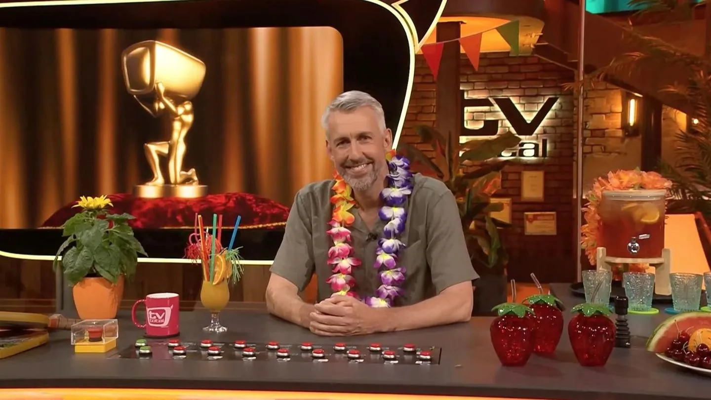 TV total – Sommer Special: Comeback mit "Hydration Break" — Heimatliches Entertainment statt politischem Gezänk