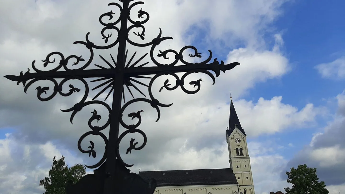 Erzbistum München und Freising einigt sich im Traunsteiner Missbrauchsprozess