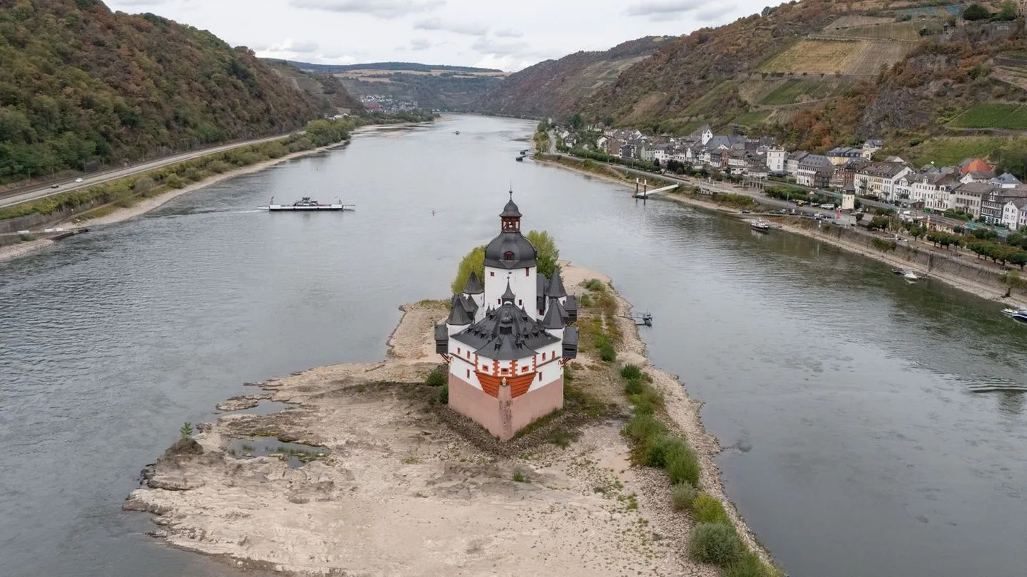 Niedrigwasser am Rhein: Noch keine Entwarnung – Pegelstände dürften wieder sinken