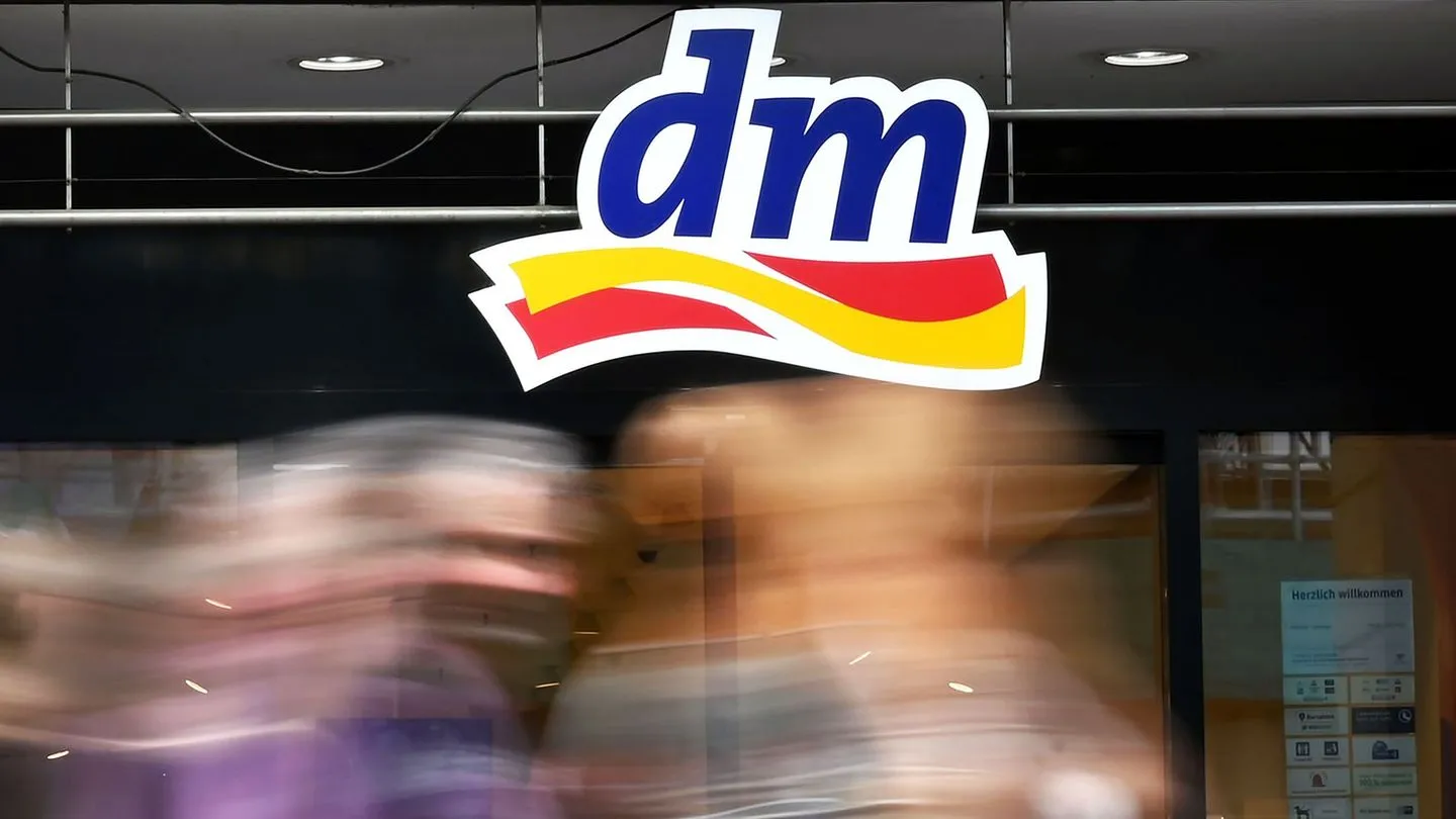 Prävention beim Shoppen: dm will Herz-Kreislauf-Checks in Drogerien anbieten