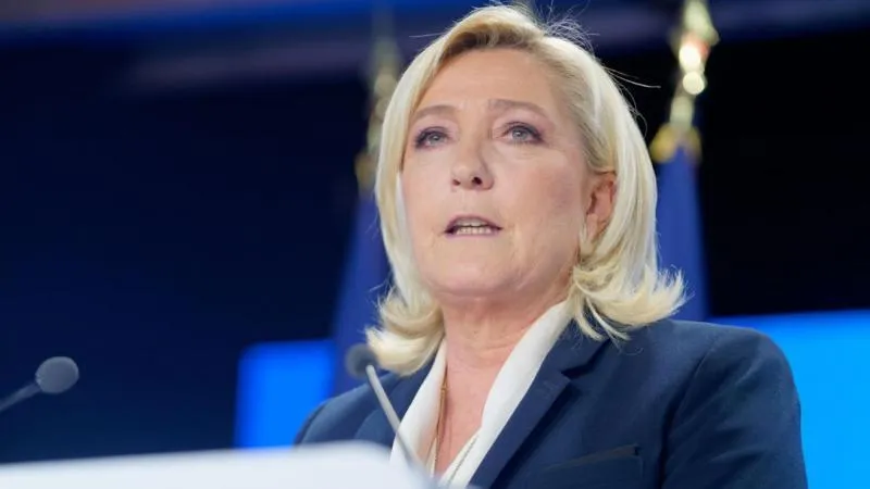 Le Pen: Französische Banken verweigern Kredite für Wahlkampf