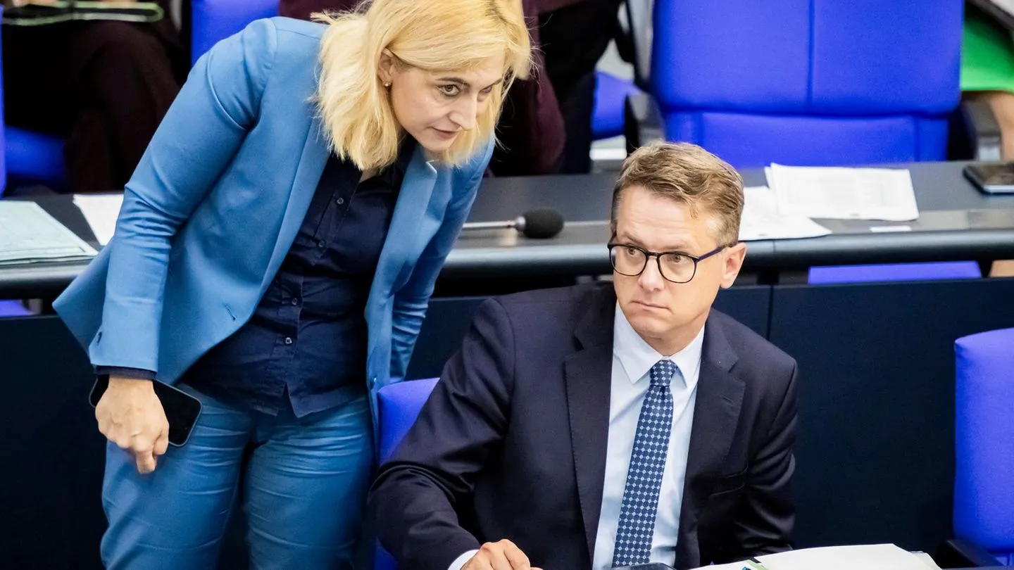 Pflegestreit: Koalition ringt weiter um tragfähige Reform