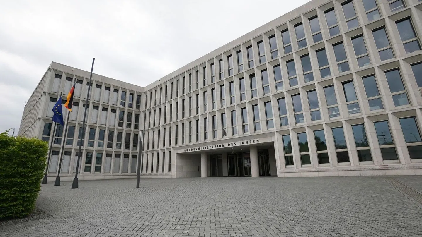 Demonstrationen: Ministerium sieht derzeit keine Gewaltaufrufe vor Jugendprotesten