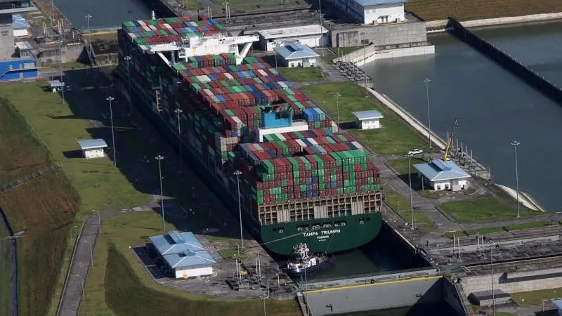 FT: Preis für Durchfahrt durch den Panamakanal steigt auf das 16‑Fache